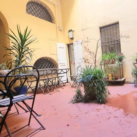 La Casa Di Bibi Lägenhet Bologna Exteriör bild